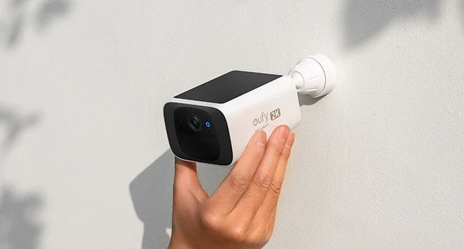 EUFY SoloCam S220 Solar Security Camera | White - Image 4