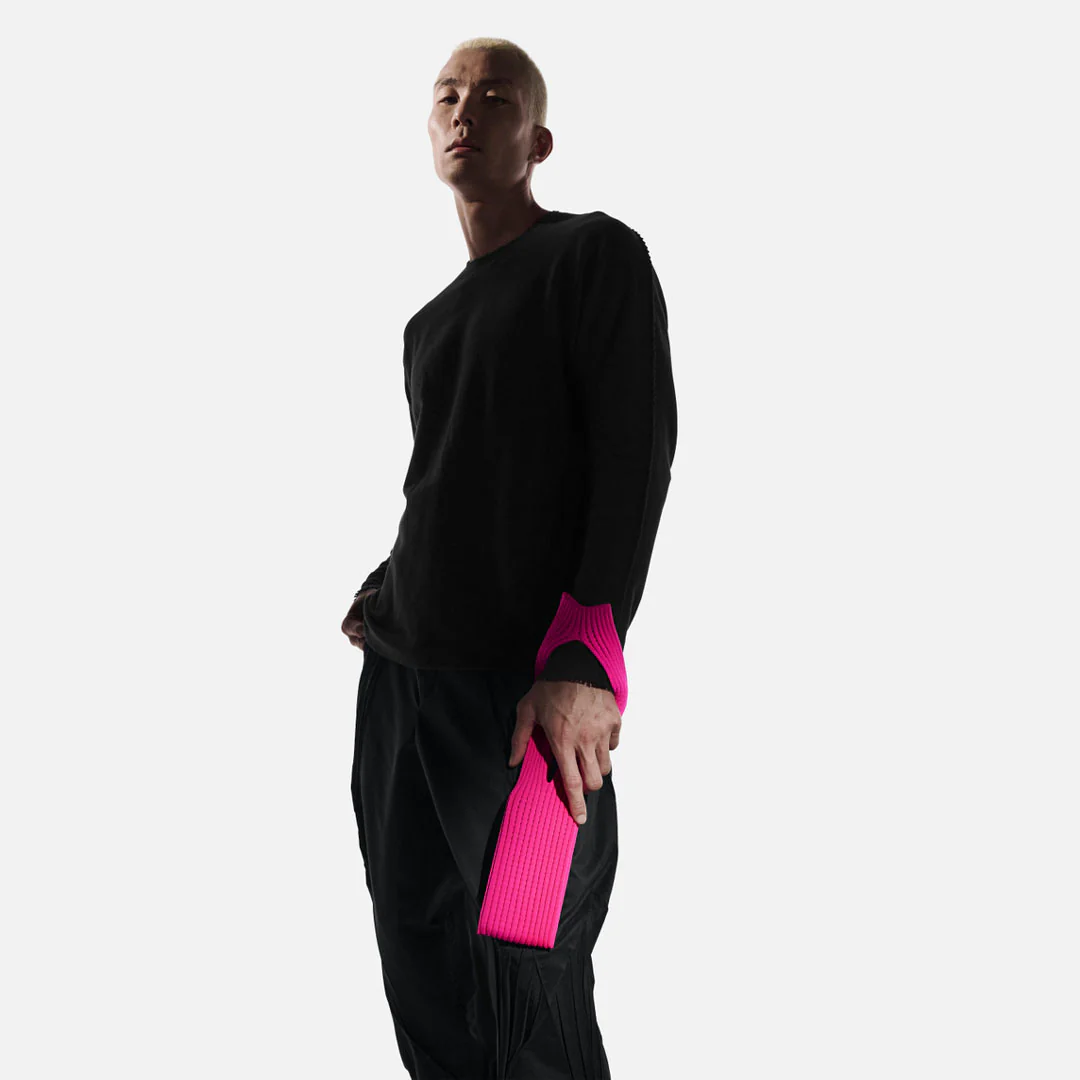 Phone Pocket with Strap – Stretch Knit Wearable iPhone Holder 40 cm | Pink - Image 3